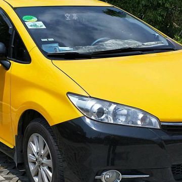 高雄－墾丁包車接駁服務，我們提供五座休旅車與九座商務車型，均由熱情專業的司機來服務。您可自行選擇搭車時間和上下車地點，讓行程更輕鬆自由，專業又貼心的服務是您往返高雄墾丁自由行最明智的選擇，給我們機會來服務您。