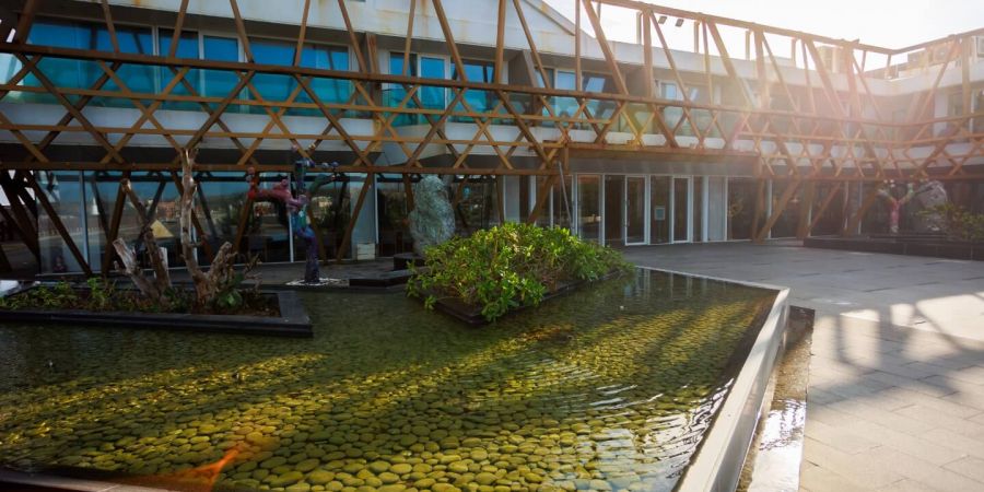海平線餐廳入口處